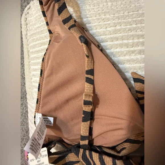 NWT Aerie Tiger Print Bikini Top - Size Small - Picture 5 of 7